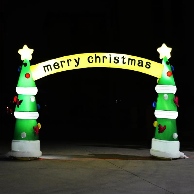发光圣诞树拱门